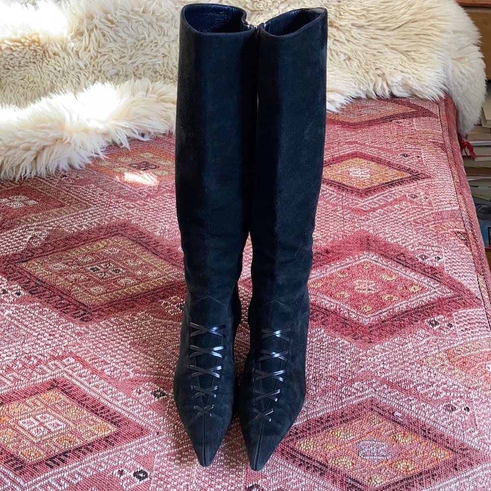 - Oscar de la Renta black boots